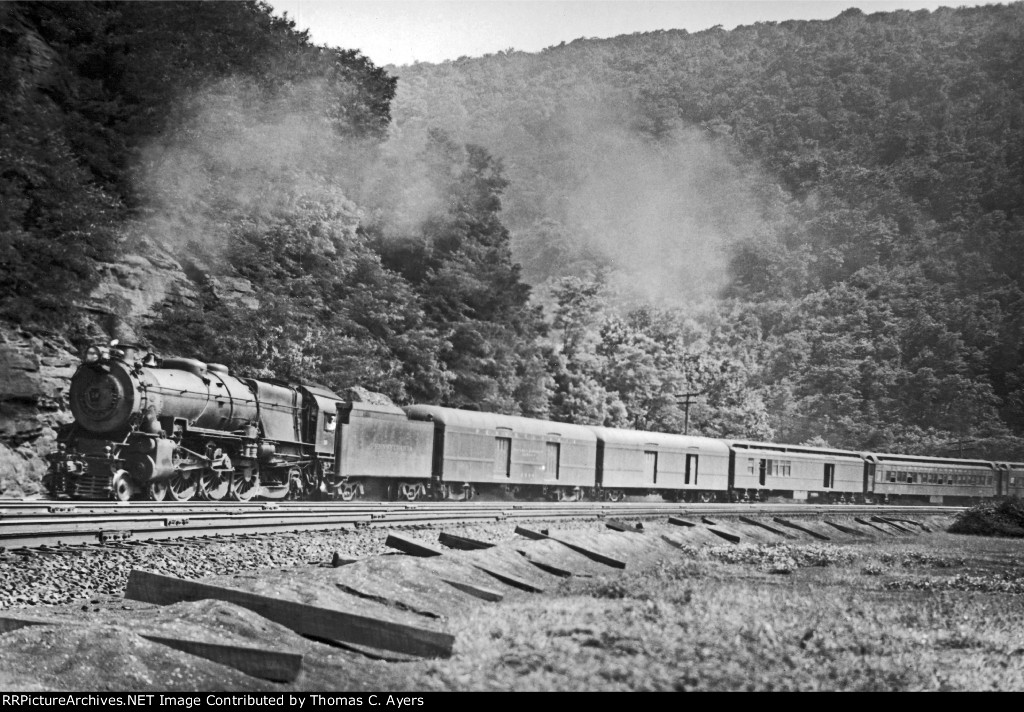 PRR Westbound Passenger Train, 1940